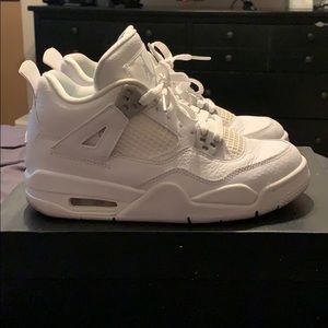Jordan 4 Retro